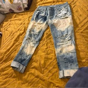 Joe’s Jeans ~ white and blue jeans ~ 28W~ honey style